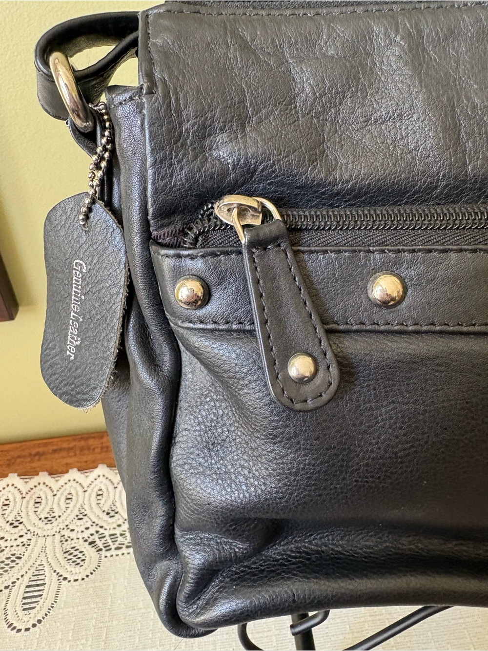 Genuine Black Leather Women’s Crossbody Bag - Picture 2 of 6